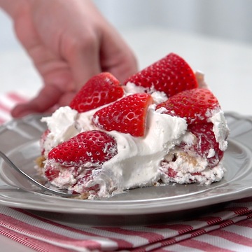 Strawberry Icebox Cake