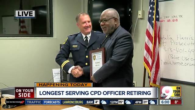 Cincinnati's longest-serving police officer attends his final roll call