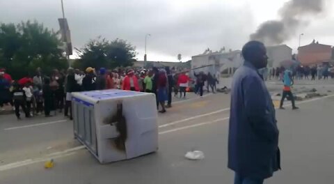 SOUTH AFRICA - Johannesburg - Alexander protest (videos) (yC9)