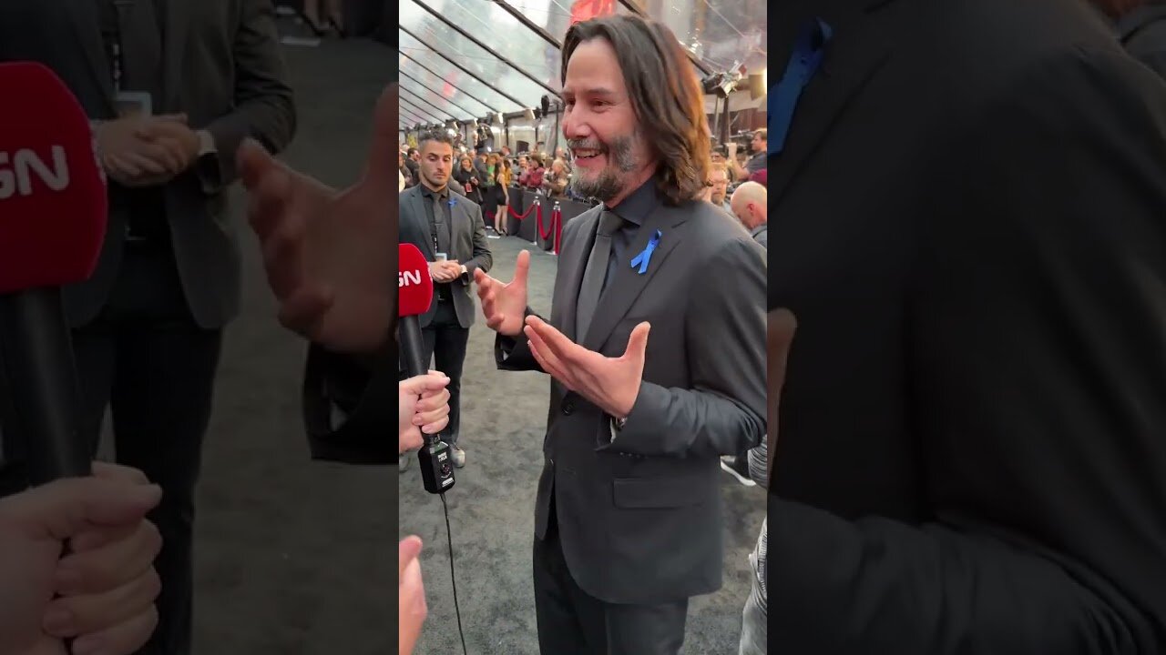 "I'm IGN" #KeanuReeves #johnwick #redcarpet #movies #shorts