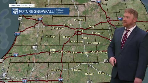 Tracking even more accumulating snow Sunday into Monday