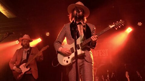 Aaron Lee Tasjan - Love Has A Way (Americanafest 2017 Showcase)