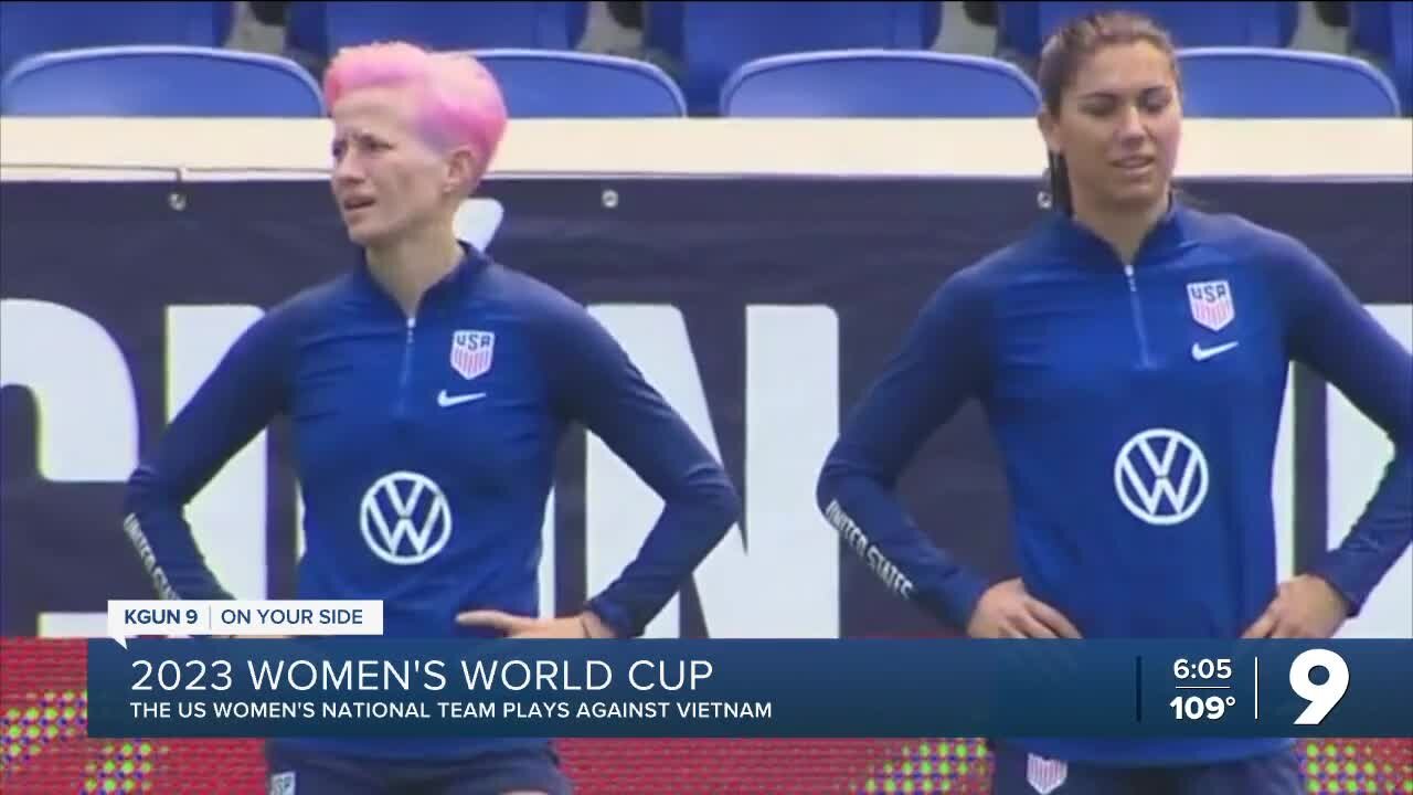 Tucsonans gather to support the U.S. Women's National Team