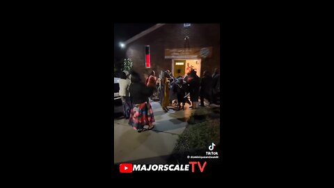 Out door praise break!!