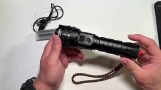 Vastfire VA-F01 Flashlight Overview