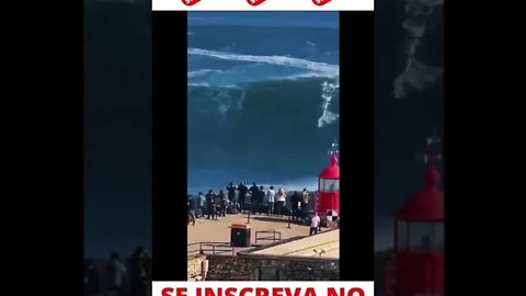 Nas Ondas de Nazaré #shorts