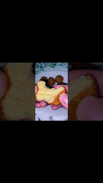 BOLINHA DE QUEIJO COM 3 INGREDIENTE 😋 | Receitas #Shorts