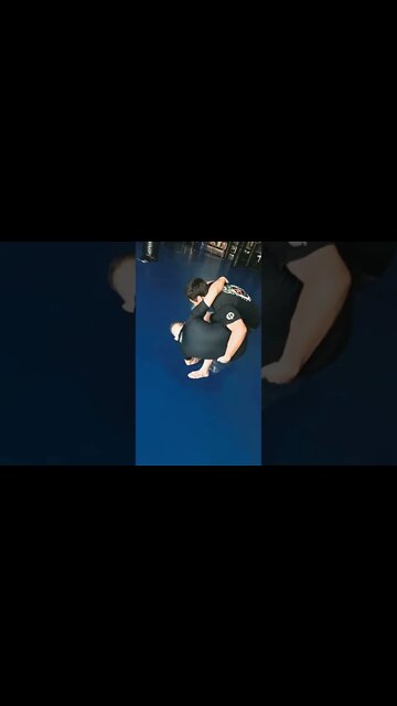 Jumping Scissor leg takedown