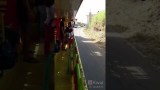 SENSACIONAL, CHAVES E CHIQUINHA DANÇANDO NA CARRETA DA ALEGRIA POP STAR, LIKE 128