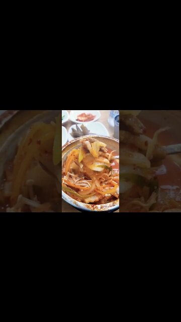 #shorts #cooking #hungry #rain Korean Reguler Spicy hot kimchi soup for rainy day