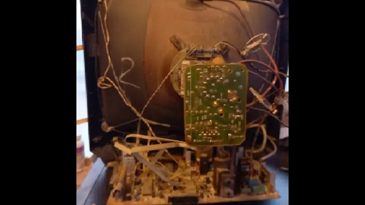 how to teadown a tv and recover parts