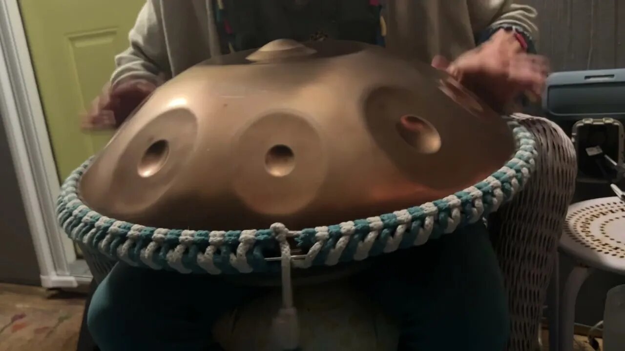 Jacob Whitt on the Handpan (Pantam)