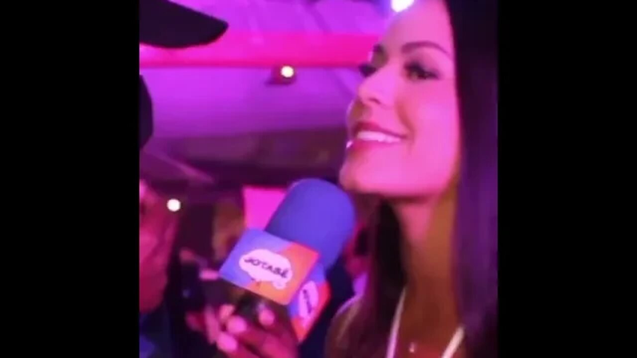 UMA GATA LINDA DESSAS EM BUSCA DE NAMORADO ( BALADA ) MEME !