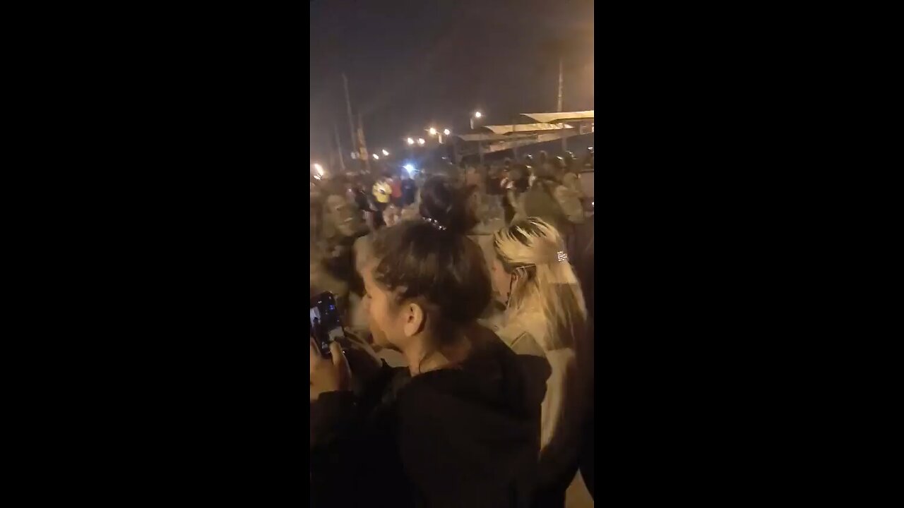 Ecuadorian troops￼ are on the move, something is happening…