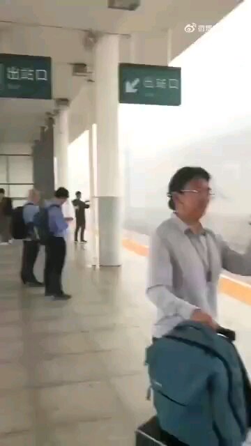 Crazy downpour in Guandong, China