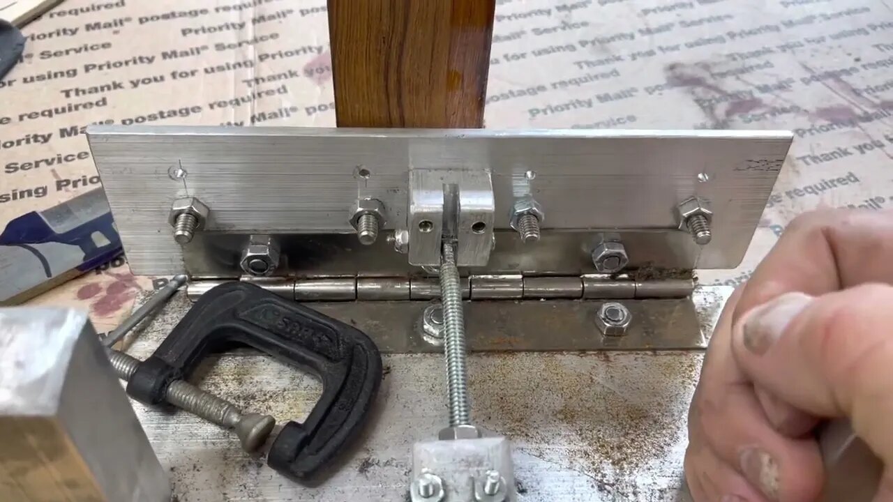12 minutes of old guy ranting,7 minutes of knifemaking
