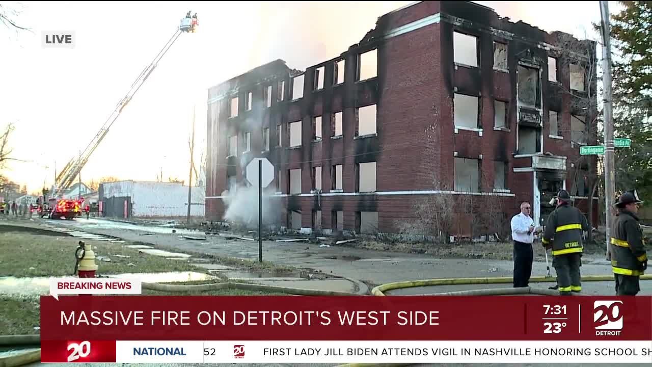 Fire crews battle massive fire in Detroit