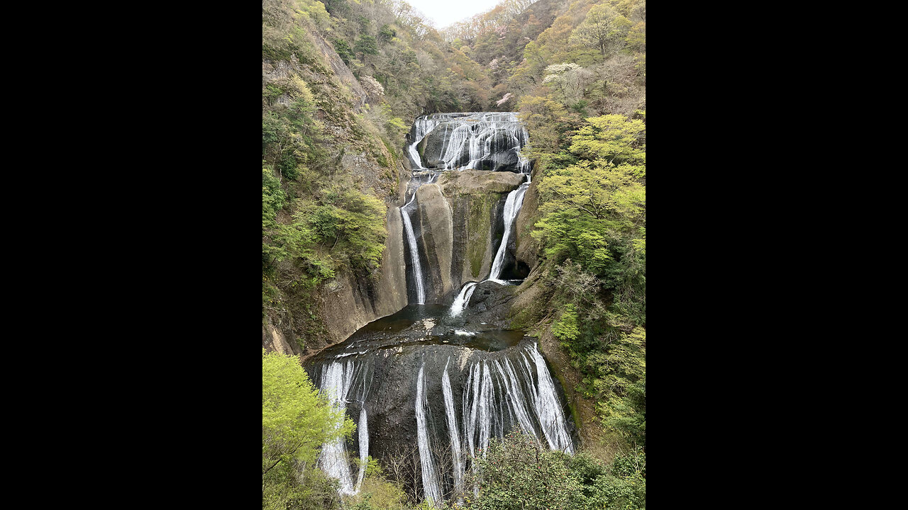 "Fukuroda Falls" in Ibaraki Prefecture.