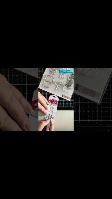 Autumn Surprise - Elizabeth Craft - Mennys Bastelshop #mennysbastelshop #shorts #craftember2023