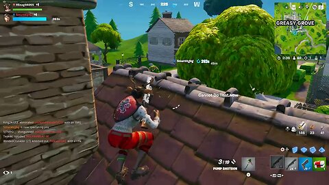 POV: you gotta be clutch for your teammate in Fortnite