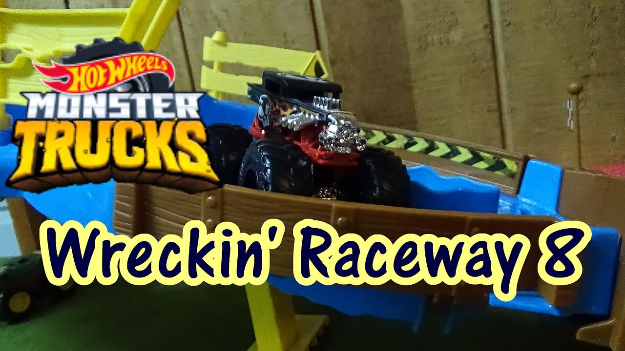 Hot Wheels Monster Trucks Wreckin' Raceway Tournament (Race 8)