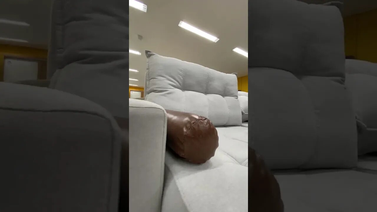 Com o Sofá Home em sua casa o conforto e o aconchego são garantidos. Além de seu charme.