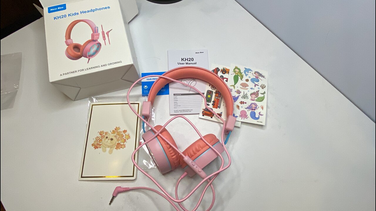 Look @ New bee Kids Headphones Microphone Mic KH20 Wired Stereo Safe Volume Limited 85dB 94dB Pink