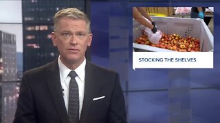 7 Days to Help End Hunger: Stocking the Shelves