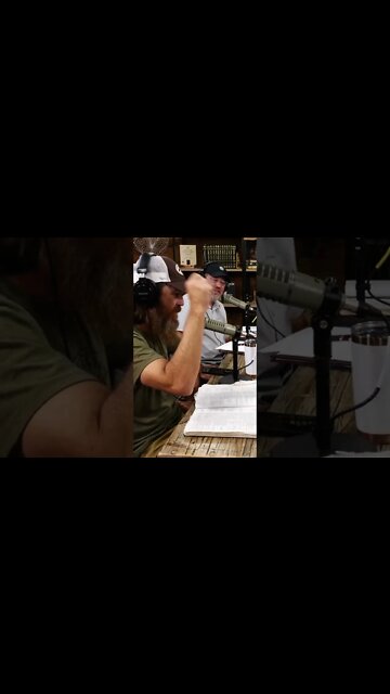 Willie & Jase Robertson’s Teenage Knife-Throwing Competition