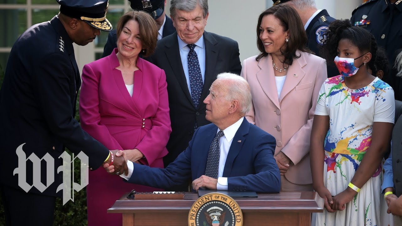 Biden and Harris honor officers who protected the Capitol on Jan. 6