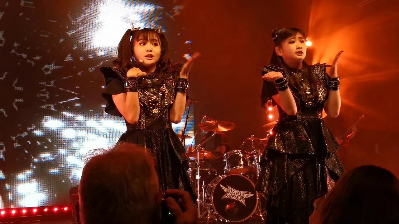 Babymetal in Dallas Song Shanti Shanti Shanti