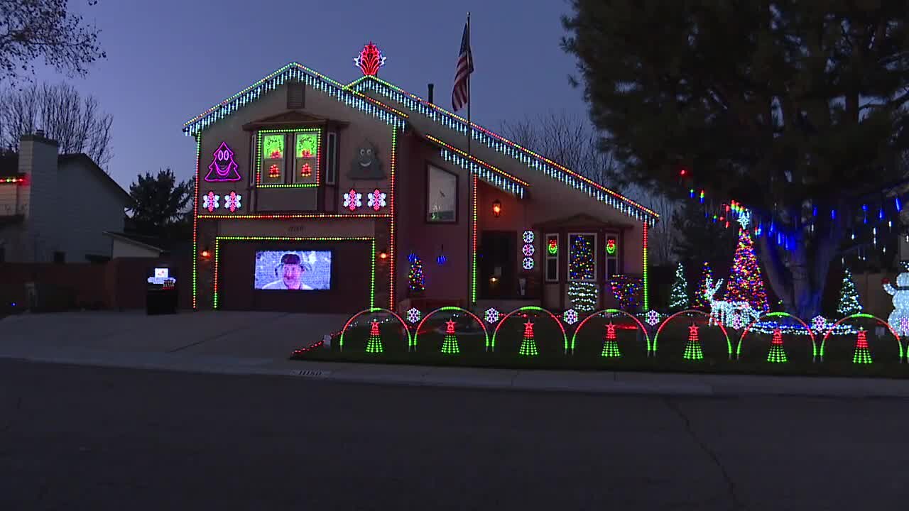 Treasure Valley Christmas light map continues, one display fundraising for veterans