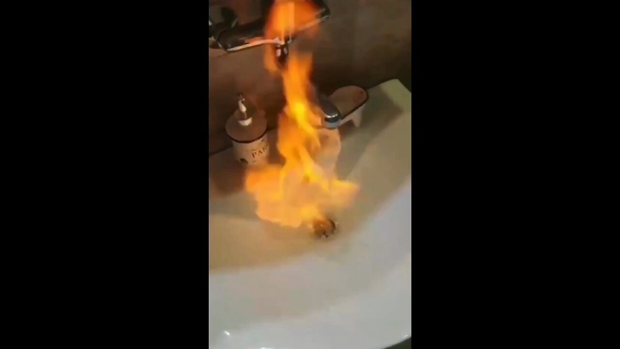 TAP WATER IN OHIO IS FLAMMABLE