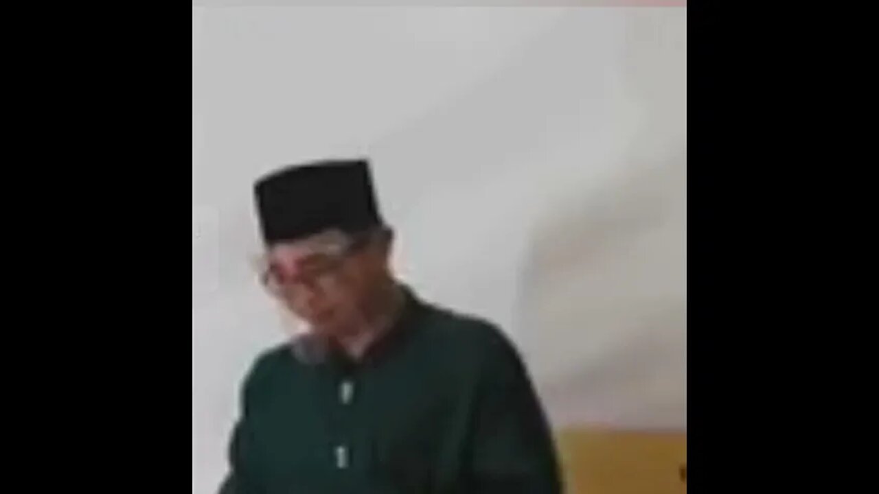 Tilawah dan Saritilawah merdu surat Al Lukman(Elly Novianti,Adi Wahyu)