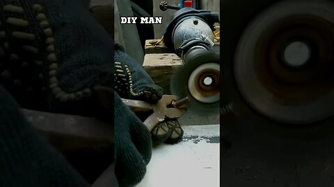 Part 4 Restoration of an old rusty bolt #shorts