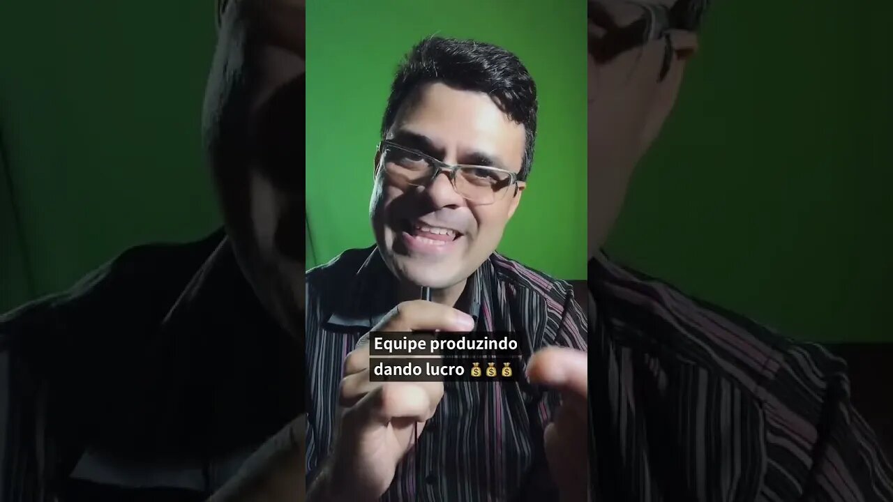 Equipe produzindo dando lucro
