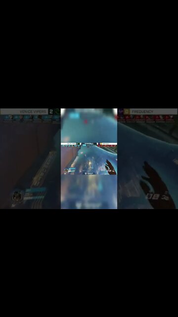 Overwatch é um jogo vibrante que se passa em um futuro próximo #shorts #overwatch