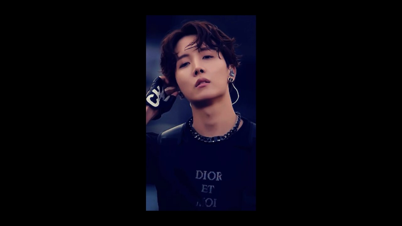 BTS-Jung hoseok which one?cute or hut? (part 3)