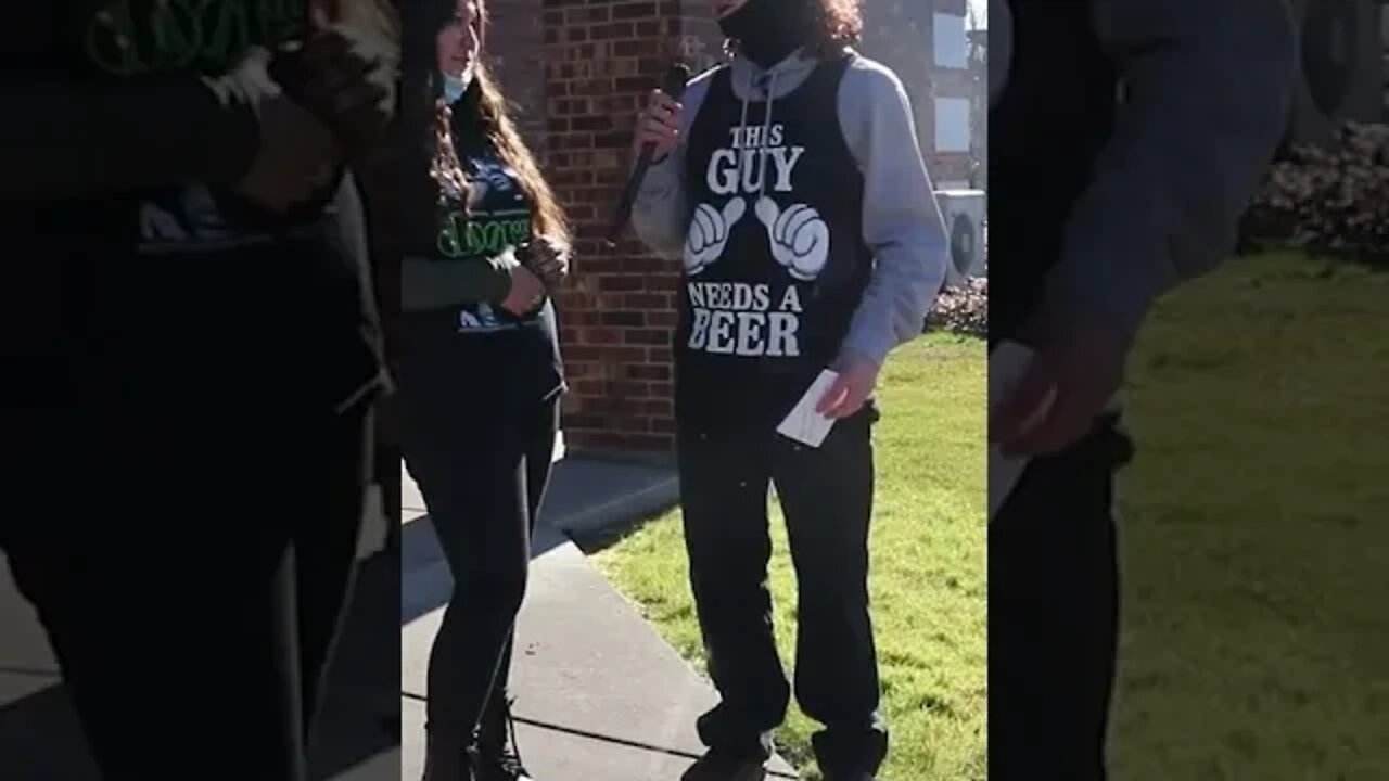 Highschool Girl Doesn't Know About OJ Simpson