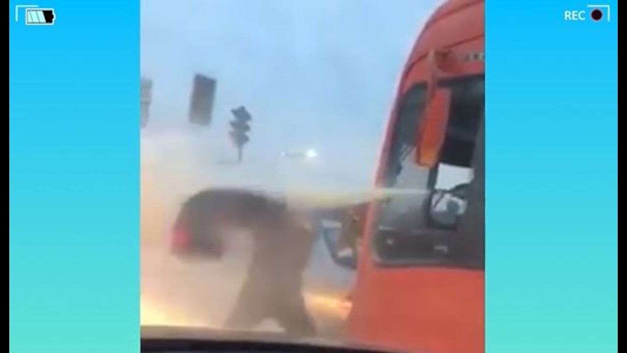 Angry dude gets showered with Fire extinguisher in epic Road Rage Rumble.