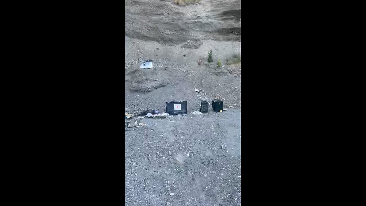 One handed shooting sucks