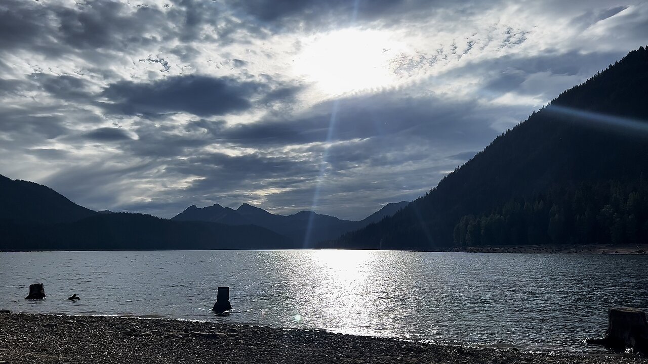 SILENT PERSPECTIVES 4K of BEAUTIFUL Bumping Lake! | Okanogan-Wenatchee National Forest | Washington