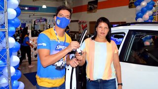 Entrega do 2º carro SUV´s para a ganhadora Ana Aparecida Coelho, Moveis Gazin de Alta Floresta Ro