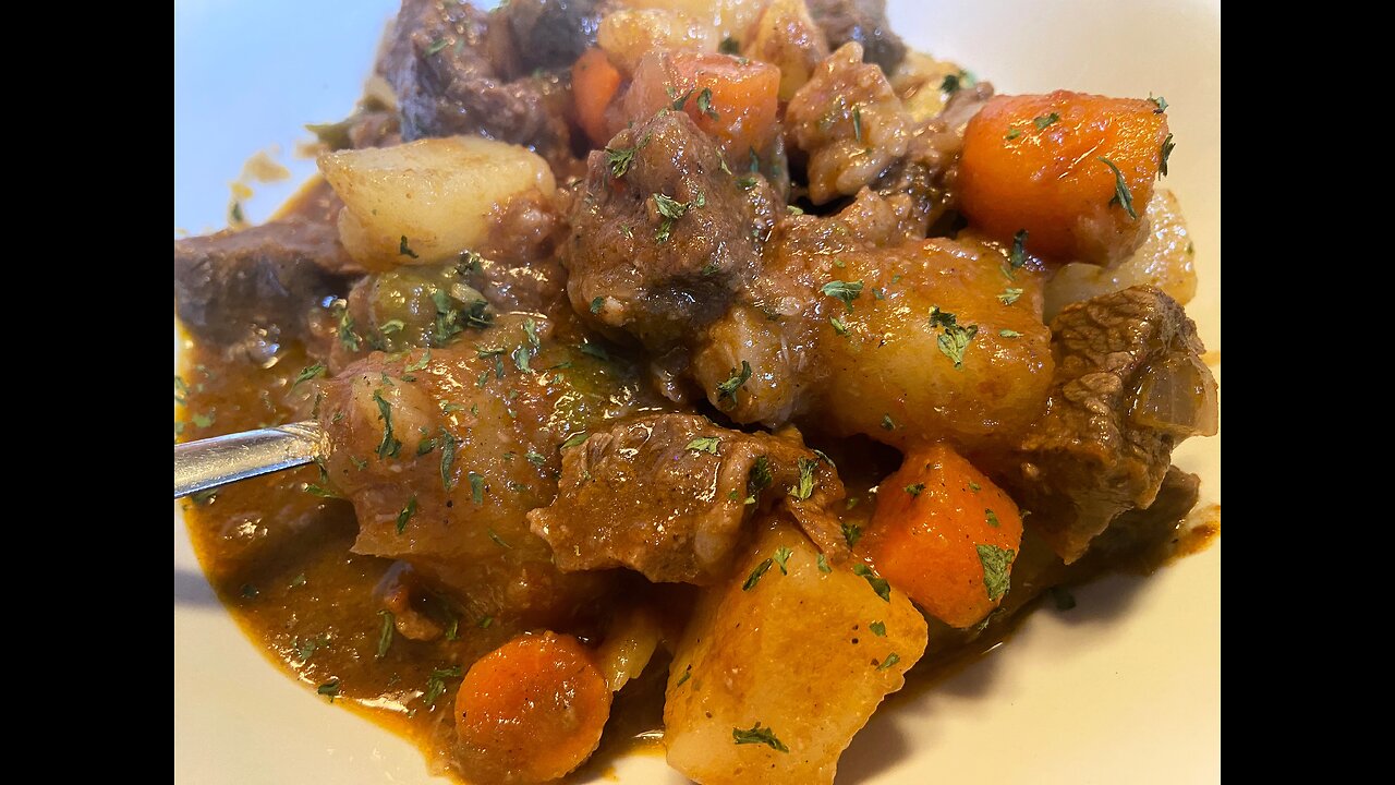 EASY Baked BEEF STEW | Casserole Bake Dish | Winter Comfort Meal
