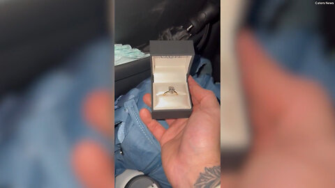 Man Proposes To Cancer-Fighting Girlfriend In Hospital