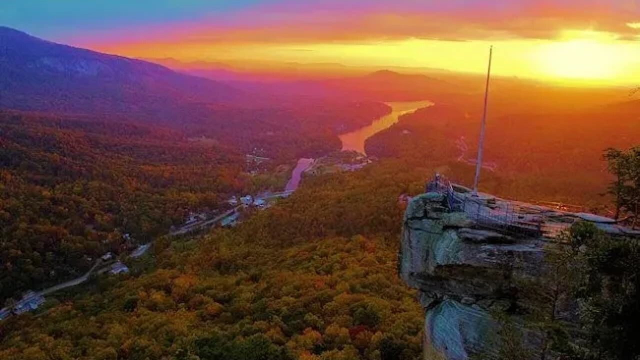 Sunset in Chimney Rock / Lake Lure