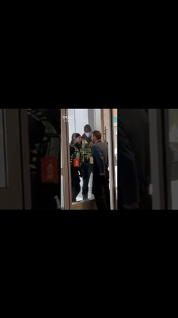 CAFE OWNER LOCKS OUT OTTOWA POLICE AS THEY SWARM HIS CAFE