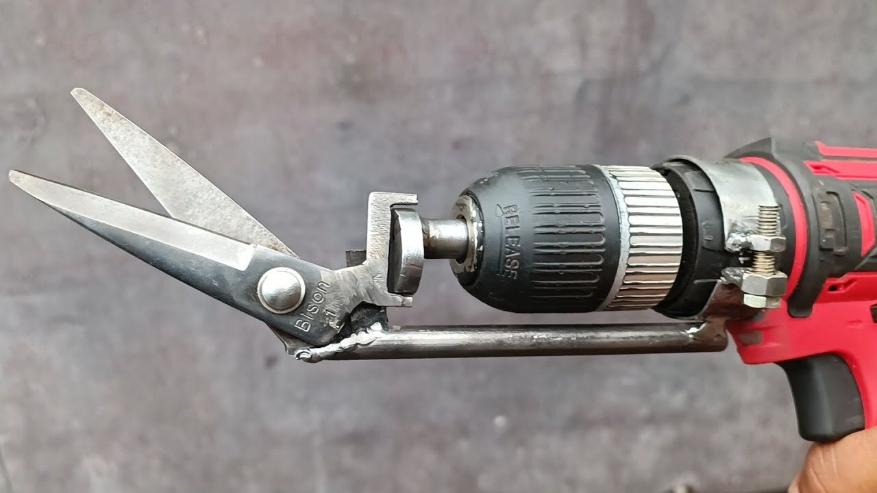 This welder managed to turn the drill into a zinc cutting tool