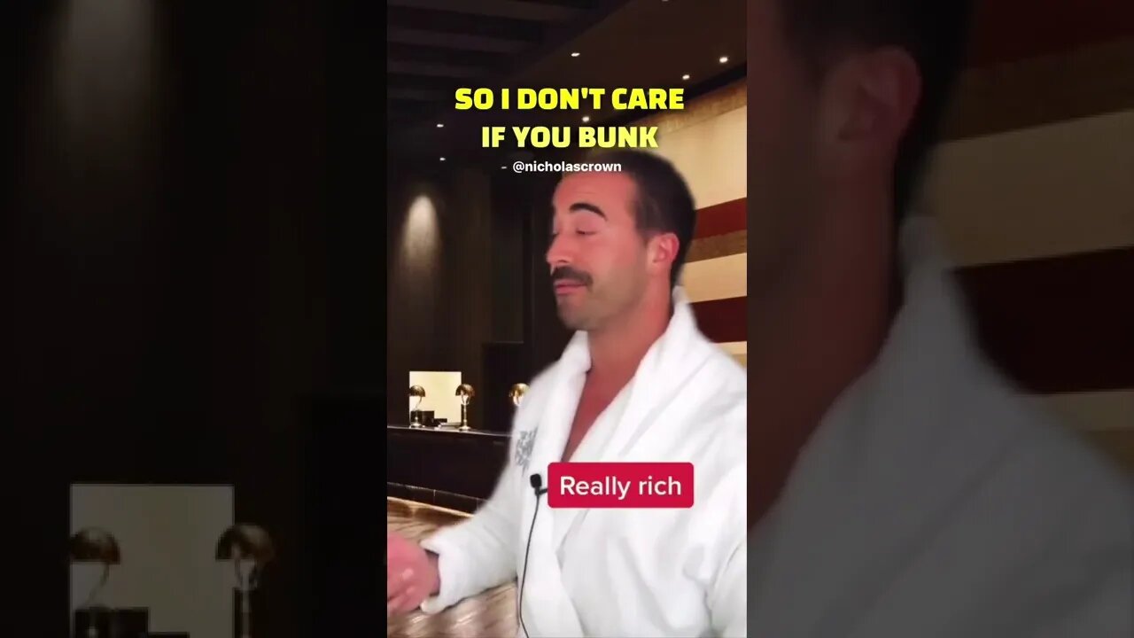 How rich people vs really rich people check in a hotel @nicholascrown