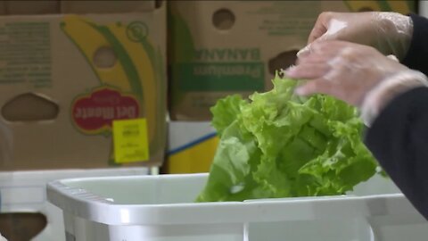 Feeding America Eastern Wisconsin fights hunger ahead of rivalry game with "Own Hunger Week"
